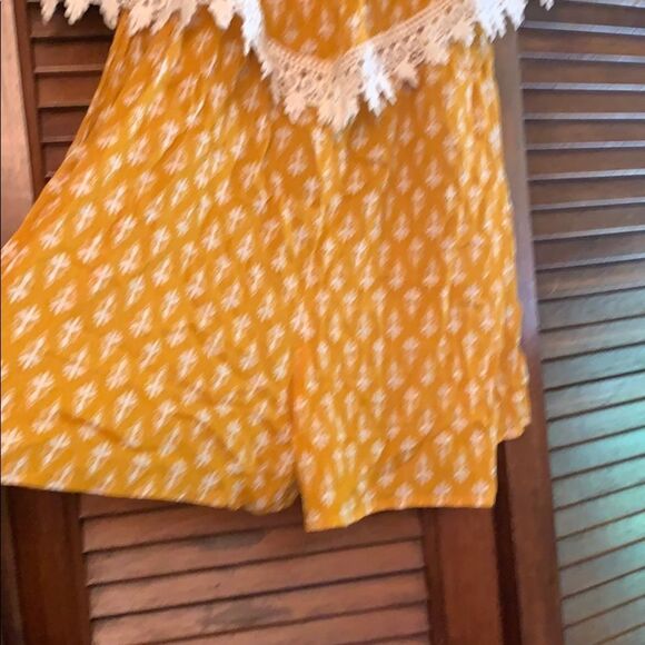 NWT Strapless Romper with Pockets - Picture 2 of 5